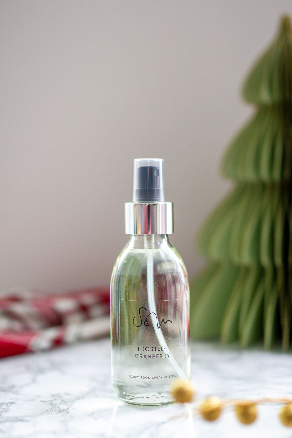 Frosted Cranberry Room Spray - Solu Candles